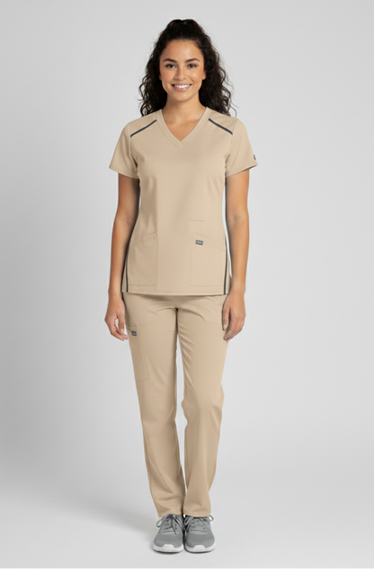 Conjunto uniforme M21 antifluido  mujer Beige Colombia